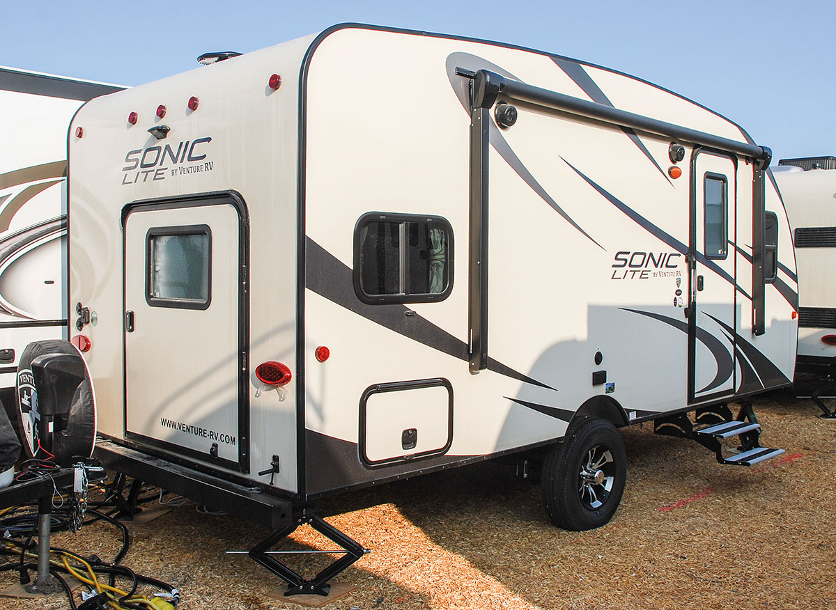 2018 Sonic Lite SL169VDB Travel Trailer Venture RV