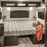 2019 Venture RV Sonic SN210VTB Travel Trailer Bed