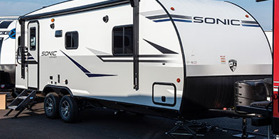 2020 Venture RV Sonic SN231VRL Travel Trailer Exterior Front 3-4 Door Side