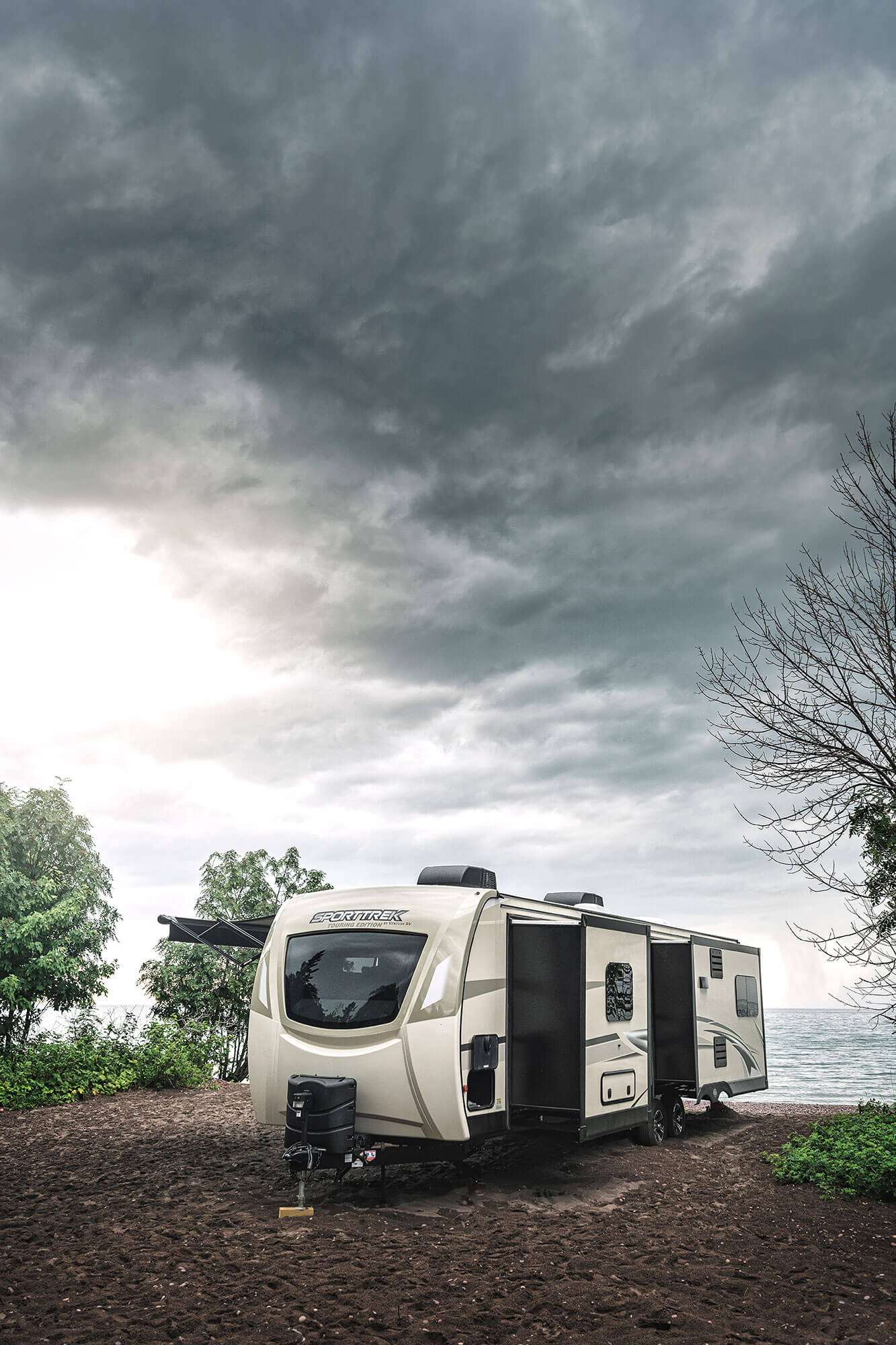 2020 SportTrek Touring STT343VIK Travel Trailer | Venture RV