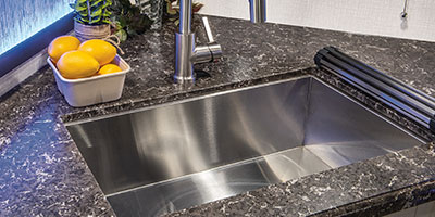 2020 Venture RV Stratus SR281VBH Travel Trailer Tri-Fold Sofa Option Kitchen Sink Cover Open