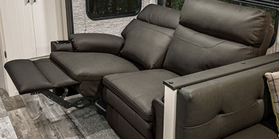 2020 Venture RV Stratus SR281VBH Travel Trailer Theater Seating Left Reclined