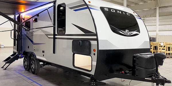 2021 Venture RV Sonic SN211VRB Travel Trailer Quick Tour Video