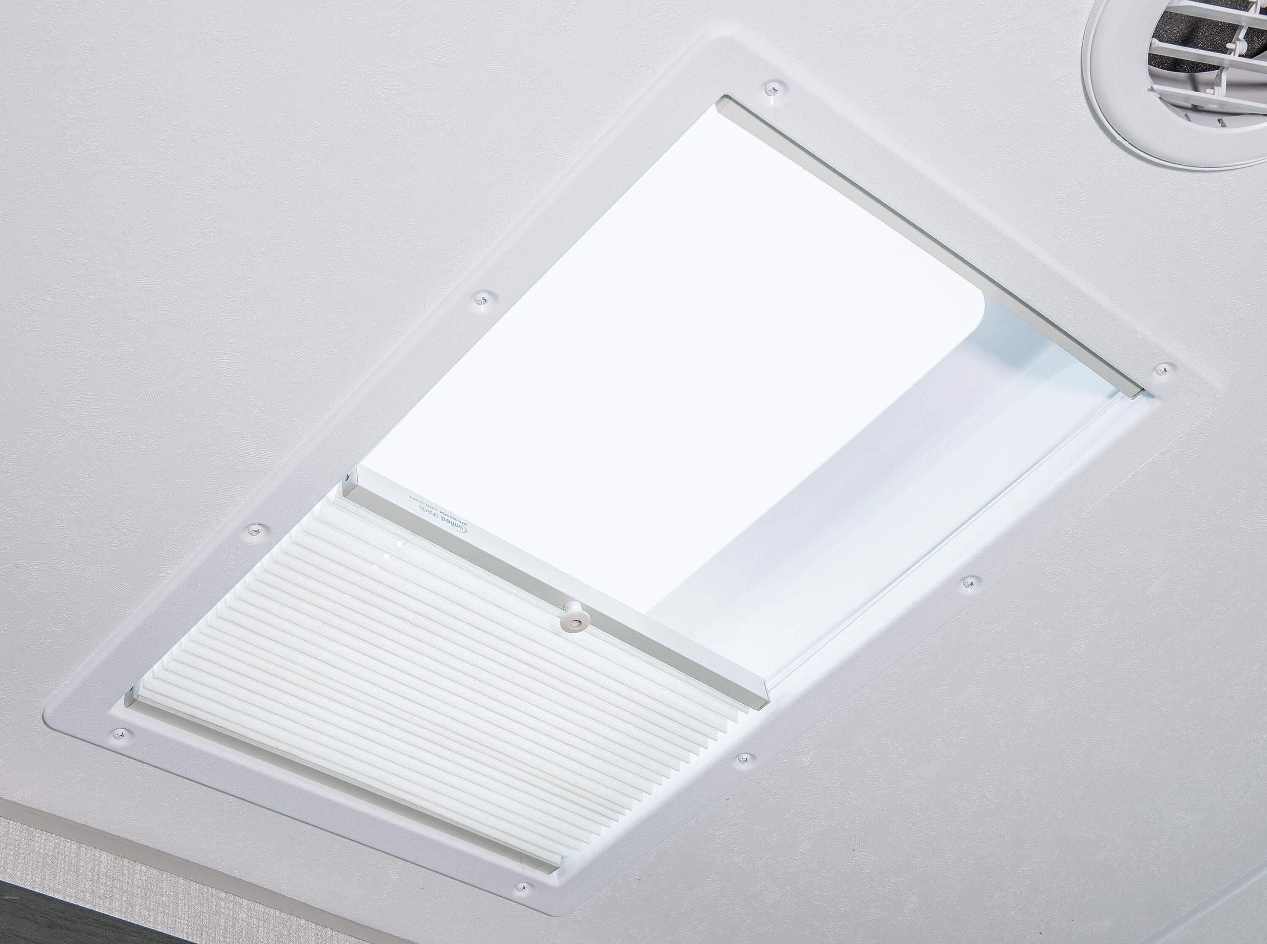 2022 SportTrek Touring STT343VIK Travel Trailer Venture RV