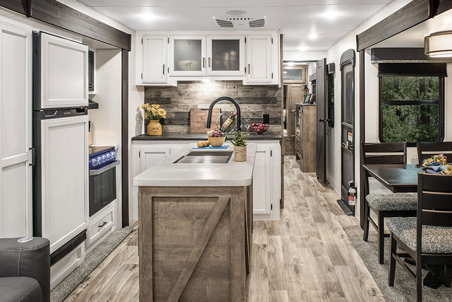 2023 Venture RV SportTrek Touring Edition STT343VIK Travel Trailer Kitchen