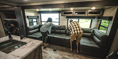 2023 Venture RV SportTrek ST333VIK Travel Trailer Interior