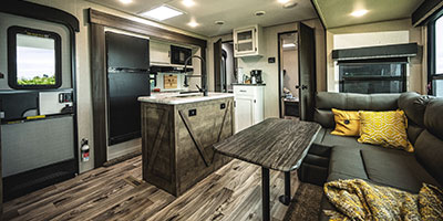 2023 Venture RV SportTrek ST333VIK Travel Trailer Interior
