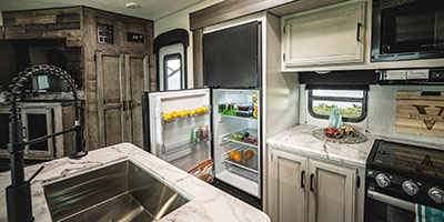 2023 Venture RV SportTrek ST333VIK Travel Trailer Interior