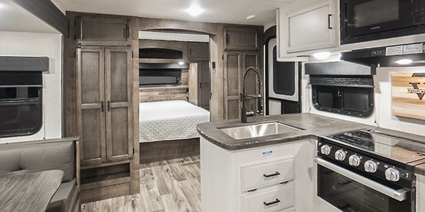 2023 Venture RV Stratus SR291VQB Travel Trailer Interior 360