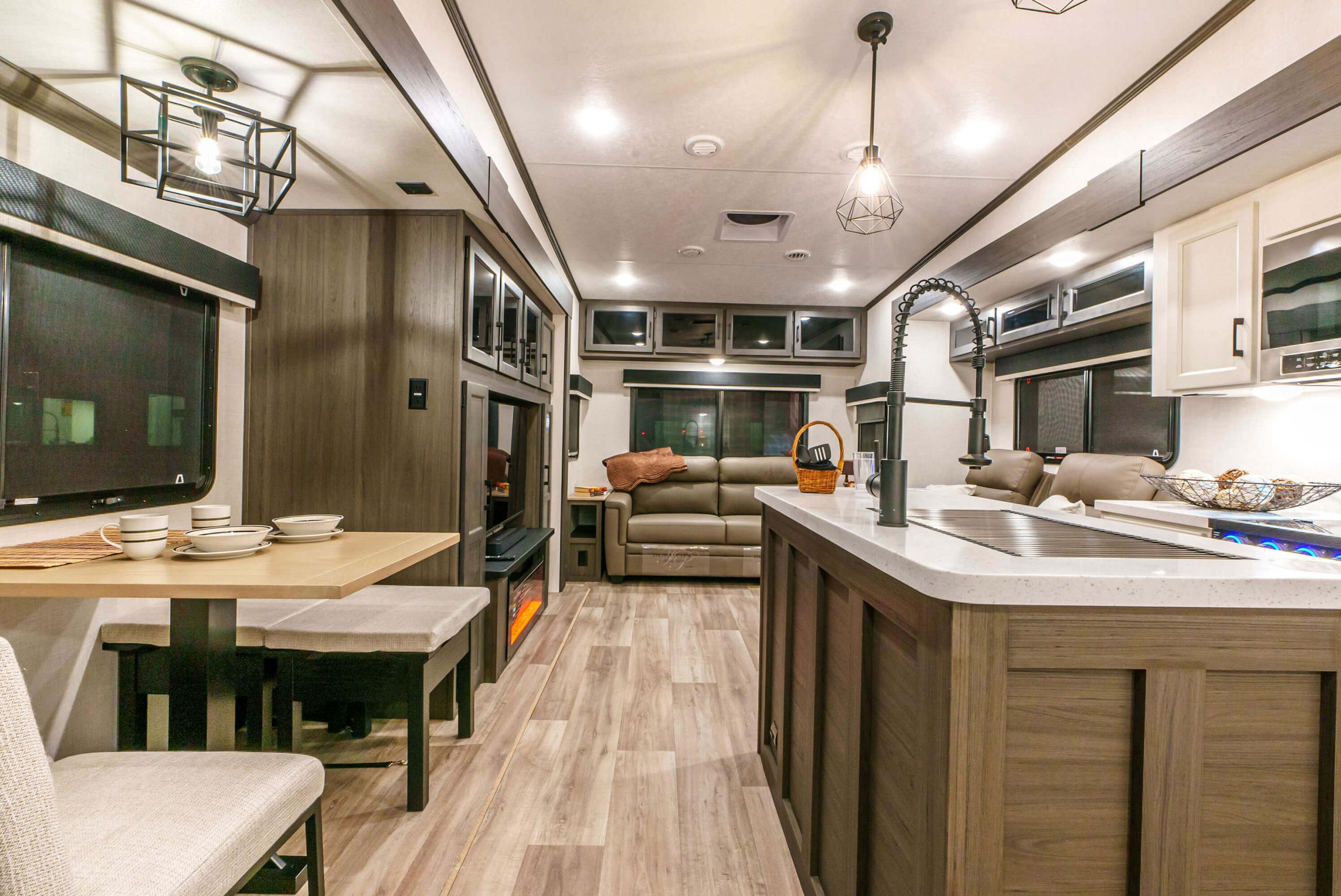 2025 SportTrek Touring STTF353VIK Fifth Wheel | Venture RV