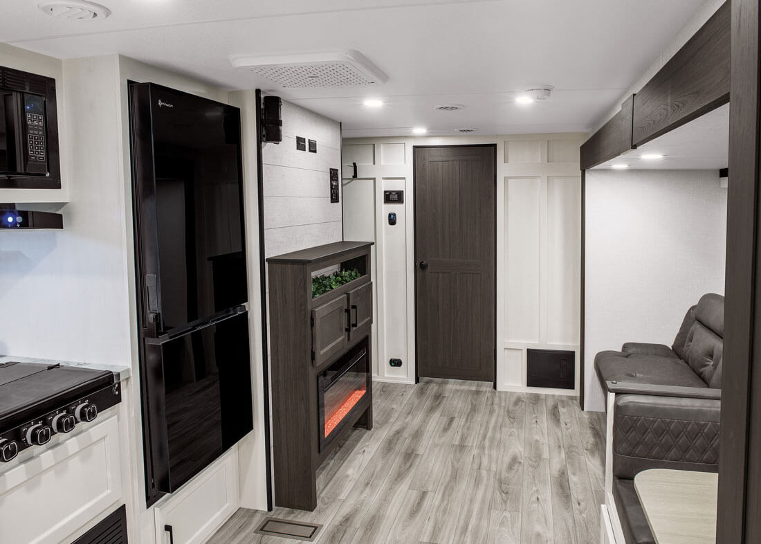 2026 Venture RV Campbound Platinum CBP261CRB All New Travel Trailer Living Room