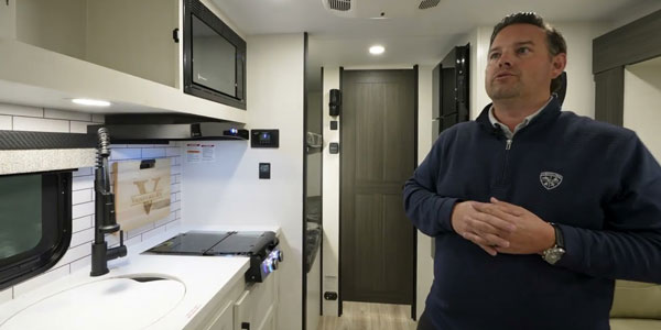 2026 Venture RV SportTrek Stinger STS222VUD Travel Trailer Guided Tour Video