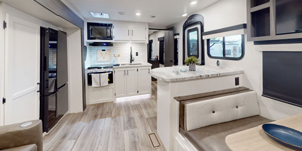 2026 Venture RV Stratus SR302VBH Travel Trailer Interior 360