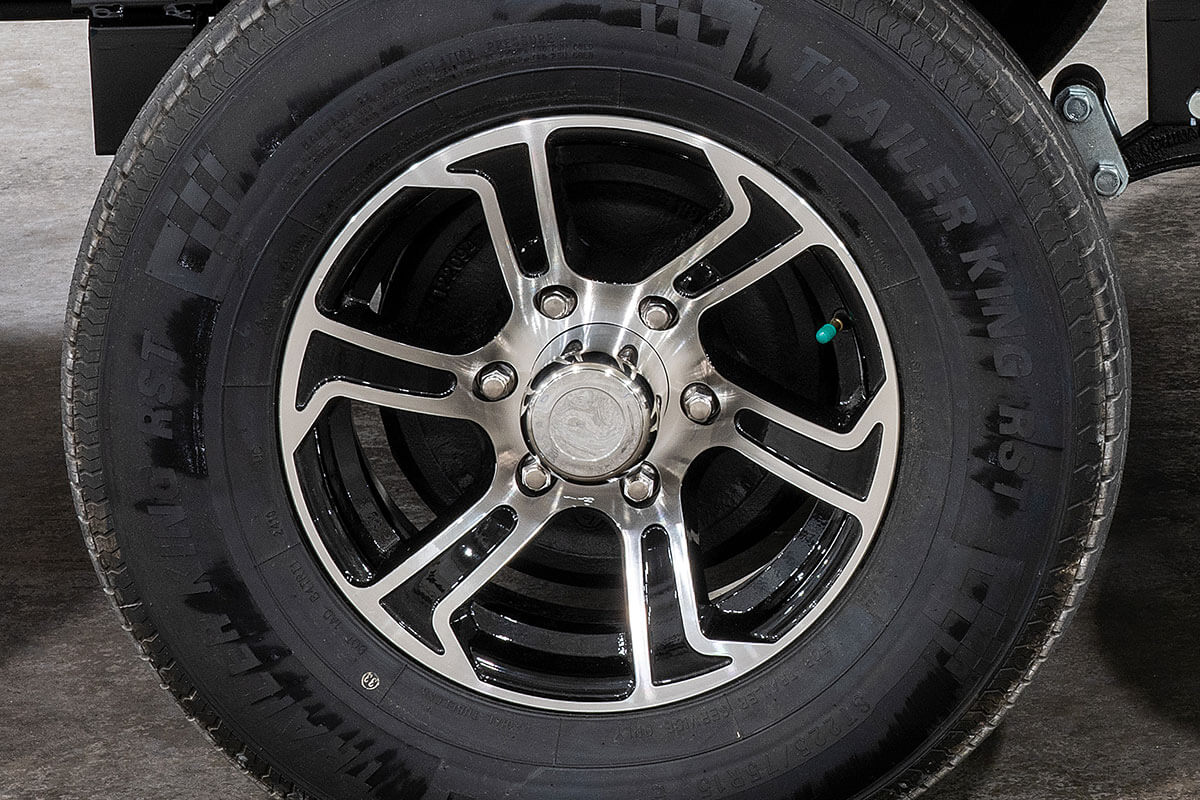 Venture RV Maintenance Tips test air pressure in tires