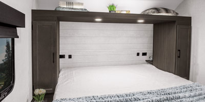 2026 Venture RV Campbound Platinum CBP261CRB Travel Trailer Bedroom