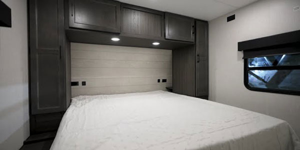 2026 Venture RV Campbound Platinum CBP261CRB Travel Trailer Quick Tour Video