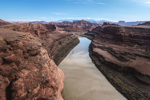 Venture RV Sienna Lite Ultra Lite Travel Trailer at Campground