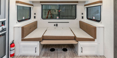 2026 Venture RV Sienna SA241VRD Travel Trailer 4-Way Positions U-Dinette 6