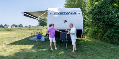 2026 Venture RV Sienna SA251VRB Travel Trailer Exterior Lifestyle 11