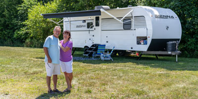 2026 Venture RV Sienna SA251VRB Travel Trailer Exterior Lifestyle 12