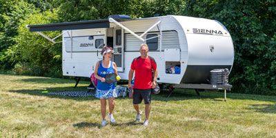 2026 Venture RV Sienna SA251VRB Travel Trailer Exterior Lifestyle 26