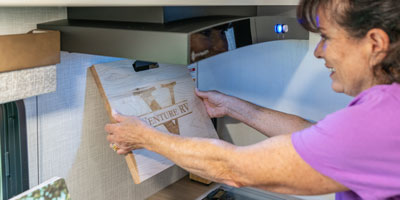 2026 Venture RV Sienna SA251VRB Travel Trailer Interior Lifestyle 13