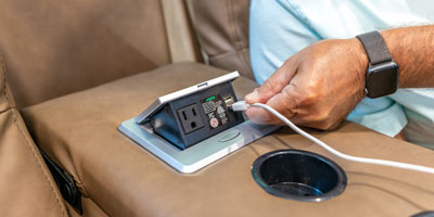 2026 Venture RV Sienna SA251VRB Travel Trailer Interior Lifestyle 7