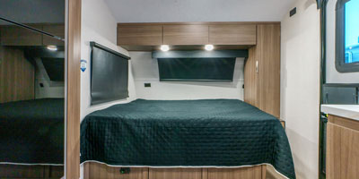 2025 Venture RV Sonic Lite SL169VMK Travel Trailer Bed