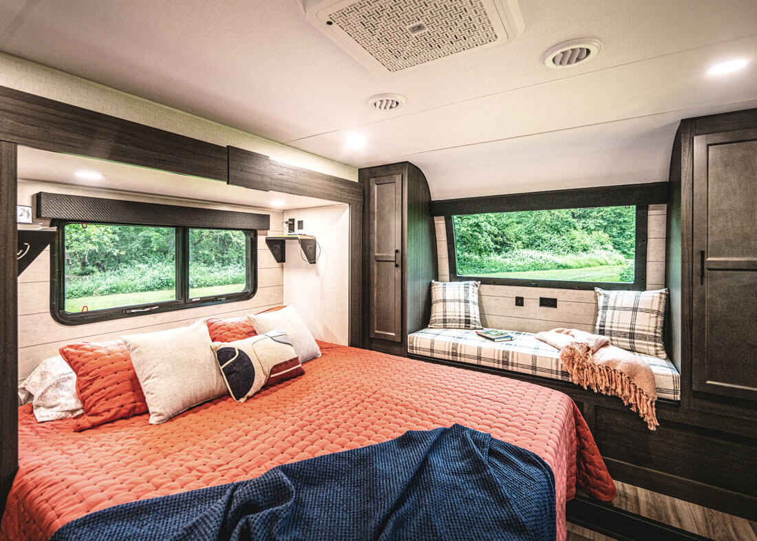 2026 Venture RV SportTrek Touring Edition STTF353VRK Fifth Wheel Bedroom