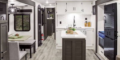 2026 Venture RV SportTrek Touring Edition STT333VMI Travel Trailer Kitchen Dinette