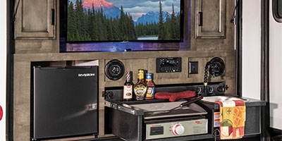 2023 Venture RV SportTrek ST327VIK Travel Trailer Exterior Kitchen