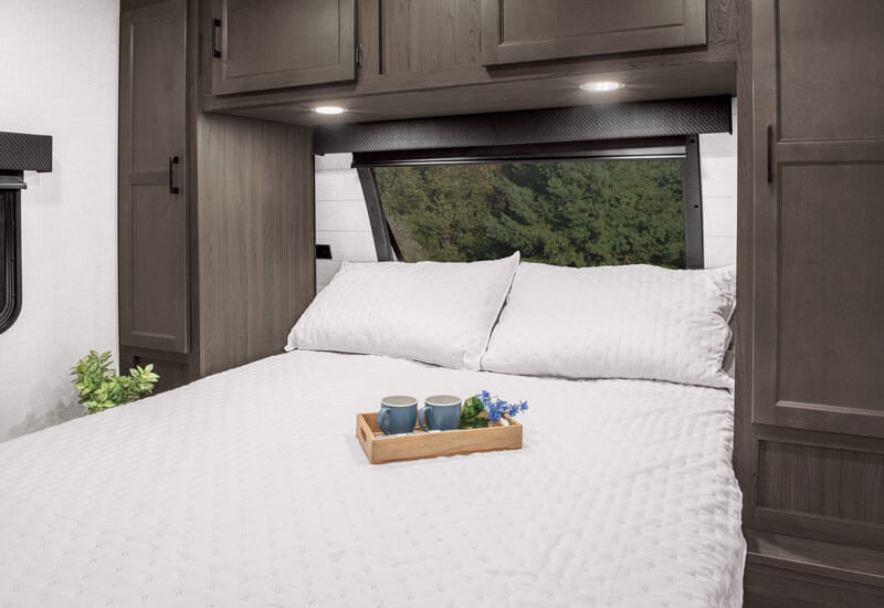 2026 Venture RV SportTrek ST271VRB Travel Trailer 60x80 Serta Memory Foam Mattress