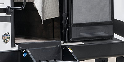 2023 Venture RV Stratus SR221VRK Travel Exterior Steps