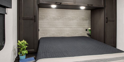 2025 Venture RV Stratus SR281VBH Travel Trailer Bedroom Cabinets