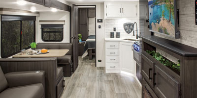 2025 Venture RV Stratus SR281VBH Travel Trailer Living Room and Kitchen