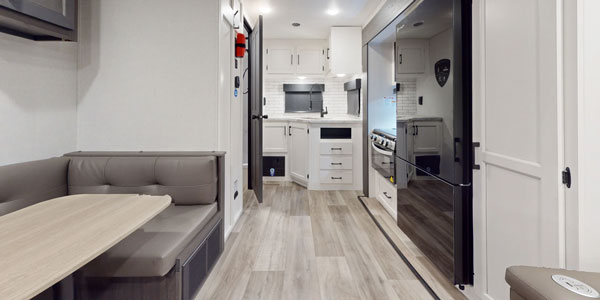 2025 Venture RV Stratus SR221VRK Travel Trailer Interior 360