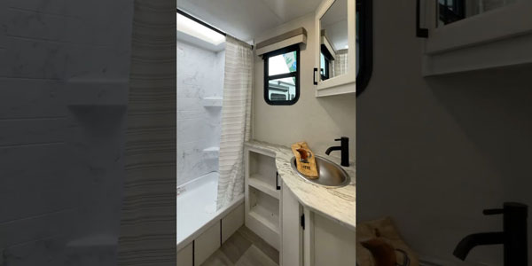 2025 Venture RV Stratus SR261VRB Travel Trailer Quick Tour Video 2