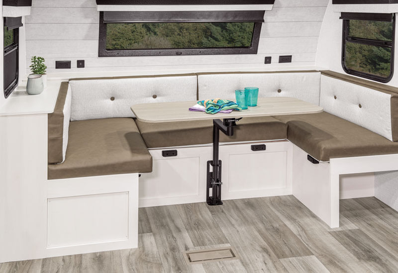 2026 Venture RV Stratus SR282VFD Travel Trailer Dinette