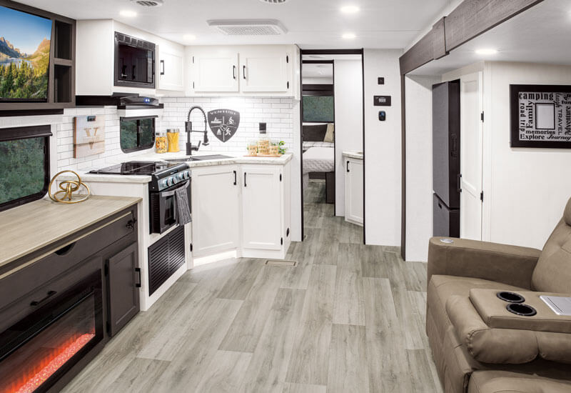 2026 Venture RV Stratus SR282VFD Travel Trailer Kitchen and Entertainment Center
