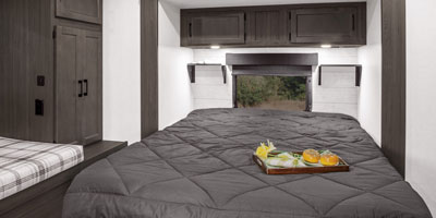2026 Venture RV Stratus SR282VFD Travel Trailer Bedroom