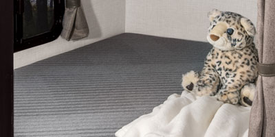 2026 Venture RV Stratus SR302VBH Travel Trailer Bunk Beds