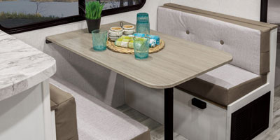 2026 Venture RV Stratus SR302VBH Travel Trailer Dinette 4