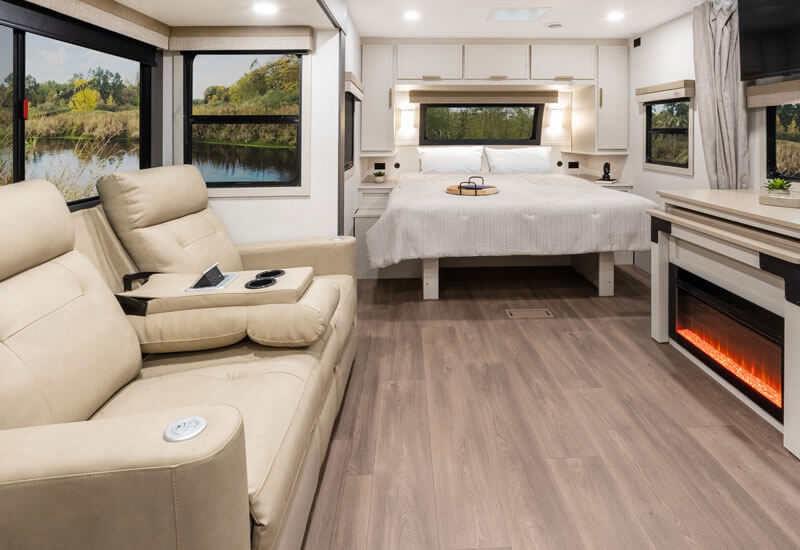 2027 Venture RV Stratus SR231VRK Travel Trailer Beauflor Slideout Floors