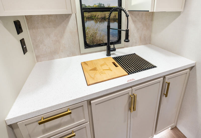 2027 Venture RV Stratus SR231VRK Travel Trailer Large Stainless Steel Kitchen Sink