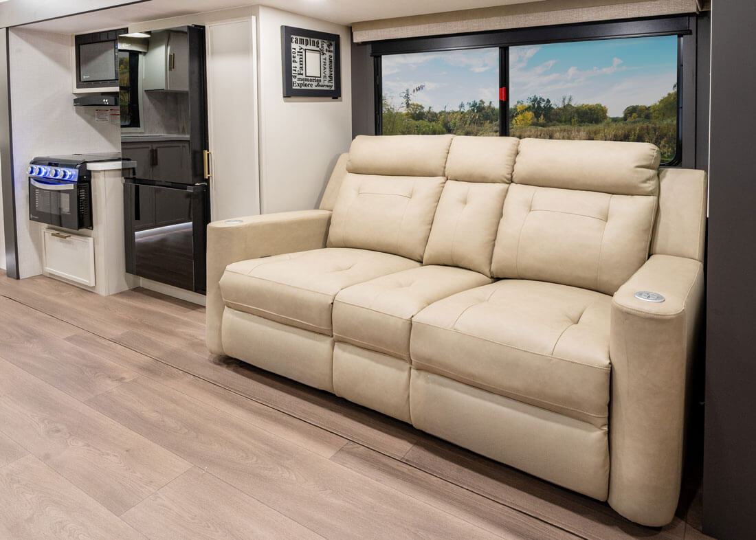 2027 Venture RV Stratus SR231VRK Travel Trailer Theater Seating