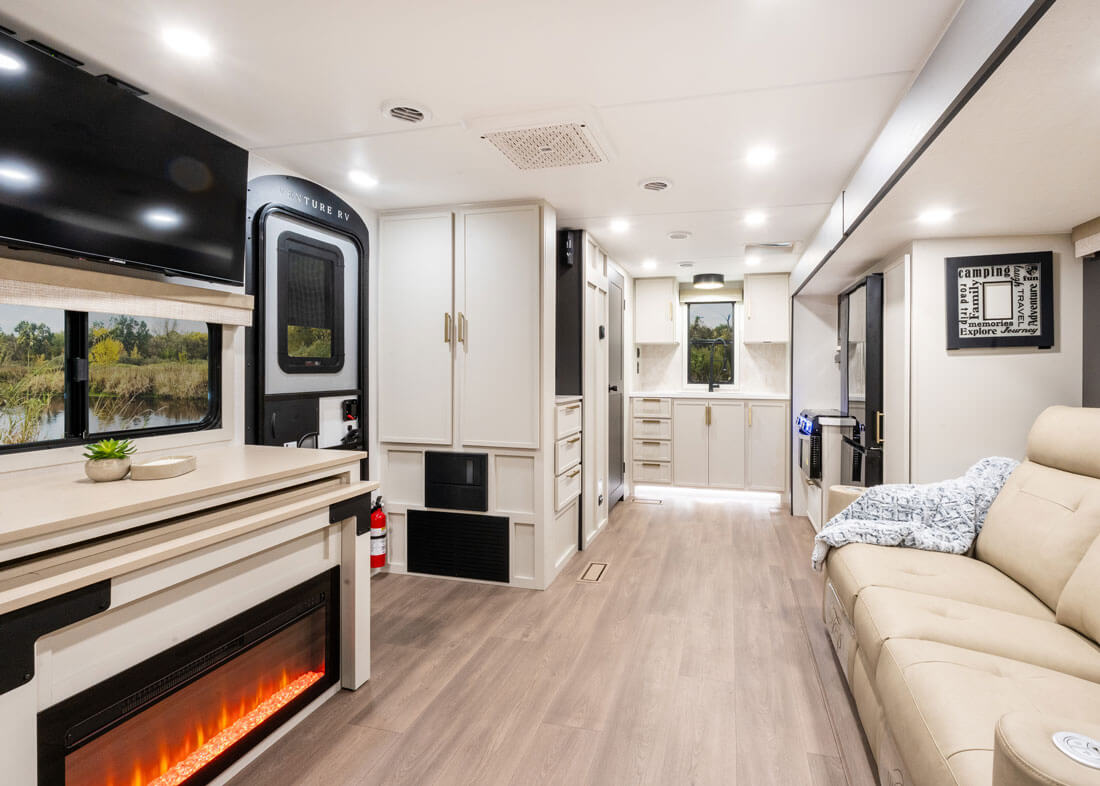 2027 Venture RV Stratus SR231VRK Ultra Lite Travel Trailer Living Room and Kitchen