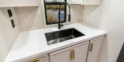2027 Venture RV Stratus SR231VRK Travel Trailer SINK